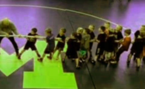 精彩的拔河比赛作文【精】