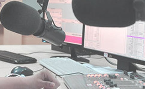 ��ҹ��̨�İ�