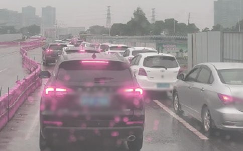 堵车的作文15篇