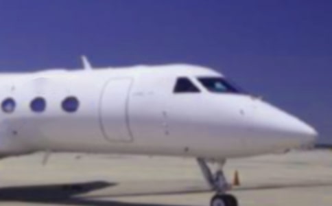 【热门】坐飞机作文