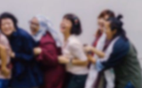 �ذ���Ů�İ�(�ϼ�)