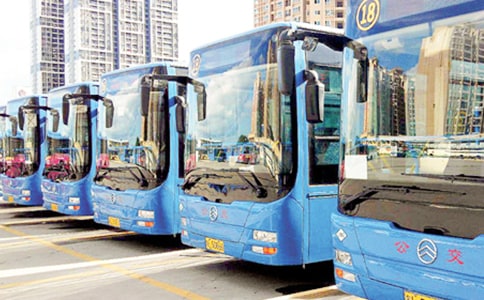 【热】公交车上作文25篇