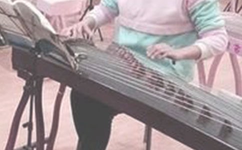 学古筝作文(精选15篇)