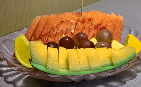 ����������300�֣���ѡ2ƪ��