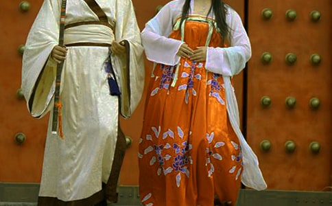 ����ķ�װ����