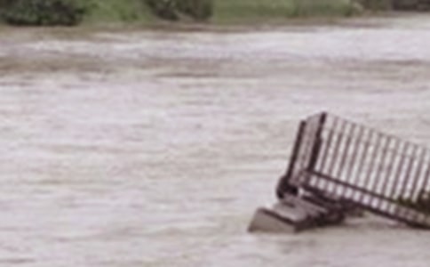 洪水来了作文7篇