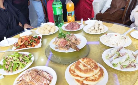 生日宴请邀请函 生日请人吃酒席邀请函