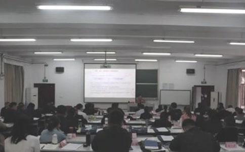 ������ʽ�쵼������