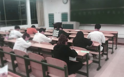 精选考试的作文4篇