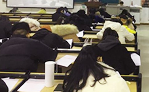 ���Ը����ܽ��뷴˼