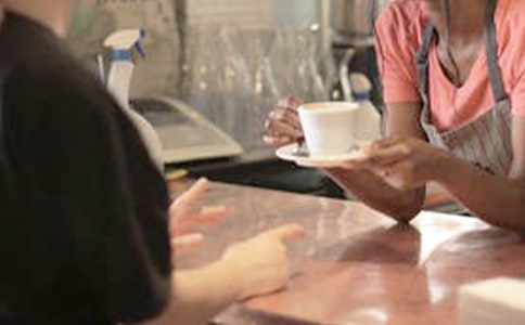 �ƶ��ͻ����������ĵ�