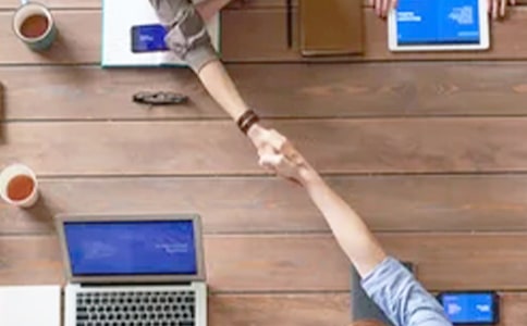 ��ҵ�ͻ������ĵ�