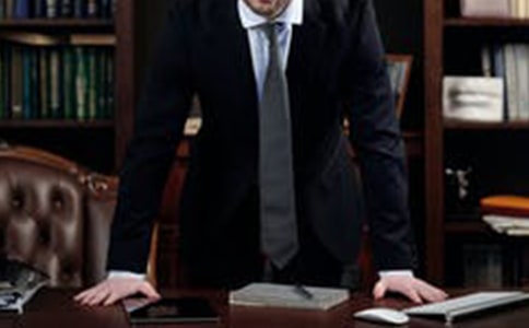 ������ʦ�����ĵ����(��ѡ2ƪ)