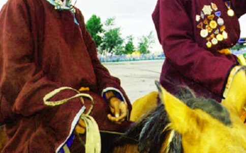 蒙古族的蒙古包作文