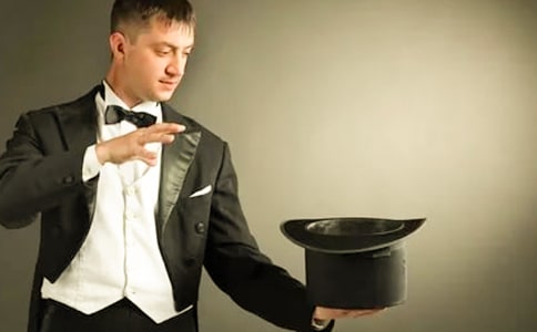 神奇的魔术师作文