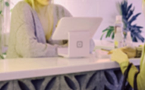 ���ر���ǰ̨�ĵ����