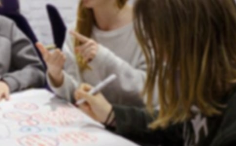 �й��������Ľ��¹ۺ��