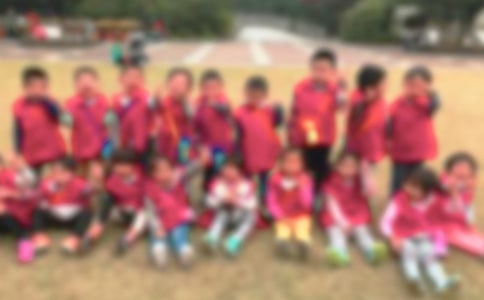 关于秋游的作文