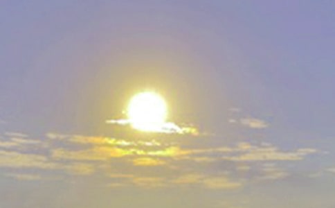 海上日出的作文