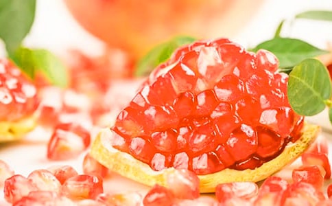 《石榴灯》读后感