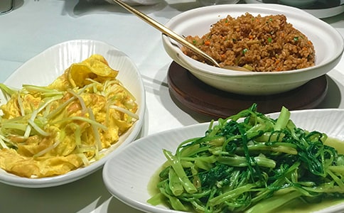 ʳ����������