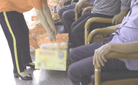 有关送礼物的作文三篇