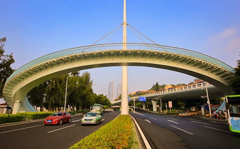 天桥的诉说作文