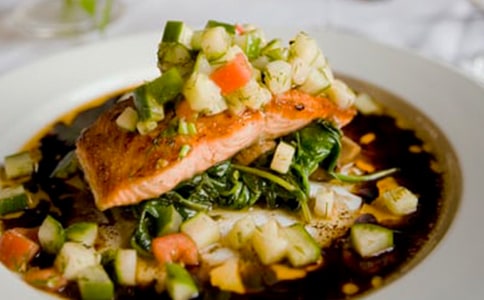 难忘的午餐作文800字