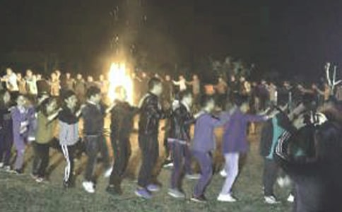 ���ھ�ѵ����Ӫ�ҳ��ĵ���ᣨͨ��9ƪ��