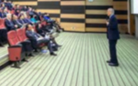 ��������С��ʿ�ݽ���