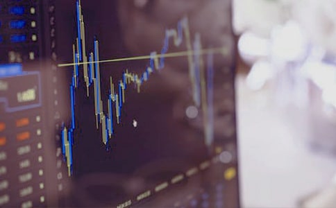 ֤ȯͶ�ʿγ��ĵ�