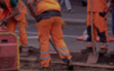 在职财务员工职位总结范文