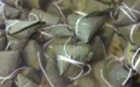 快乐的包粽子作文